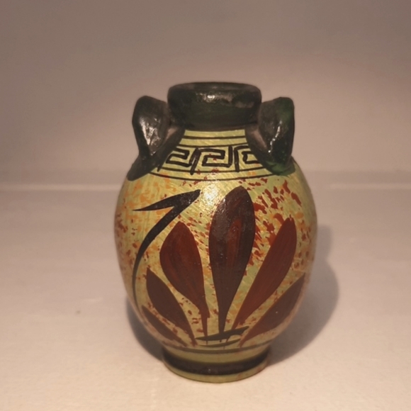 Small Greek Vessel - Picture 2 of 4